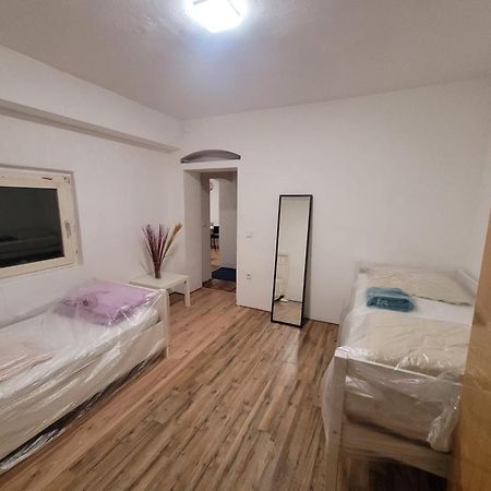 Monteurzimmer/Ferienwohnung/Pension Siegen Bagian luar foto